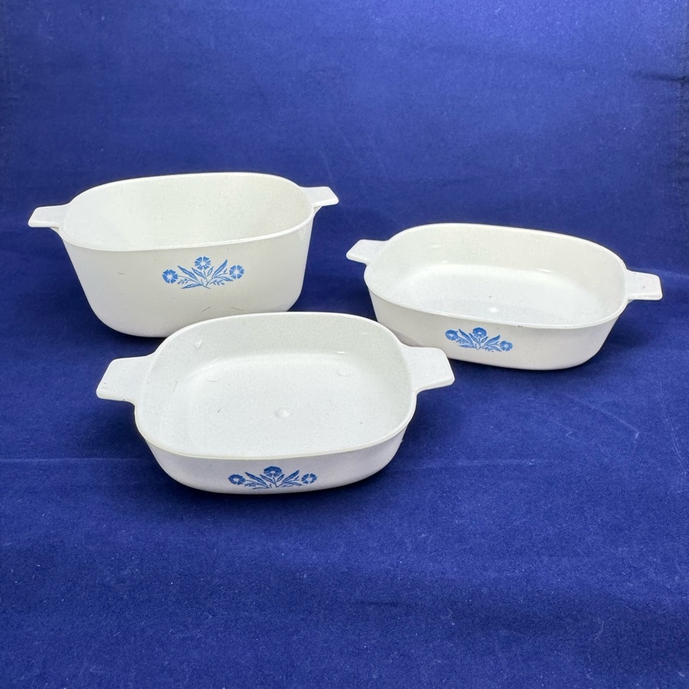 Vintage Amsco Toy CorningWare Blue Cornflower Plastic Dishes - Set of 3